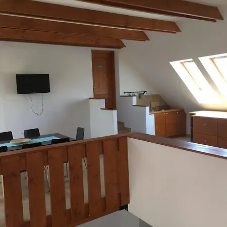 Apartment Velociped Vendeghaz Balatonudvari