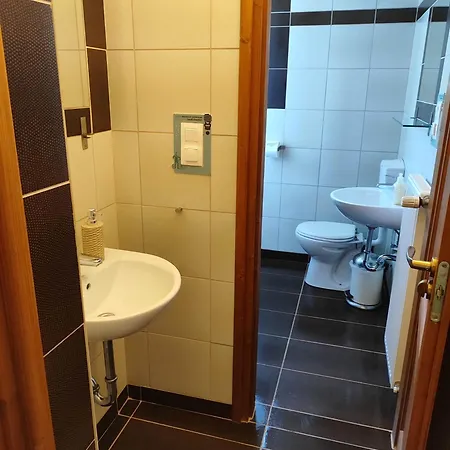 Velociped Vendeghaz Apartment *