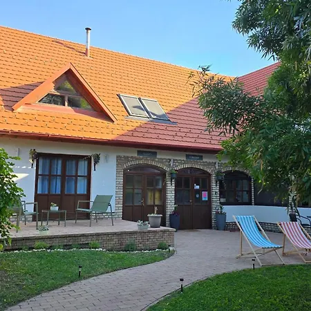 Velocipéd Apartman *