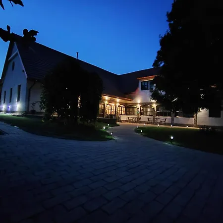 Velociped Vendeghaz Διαμέρισμα